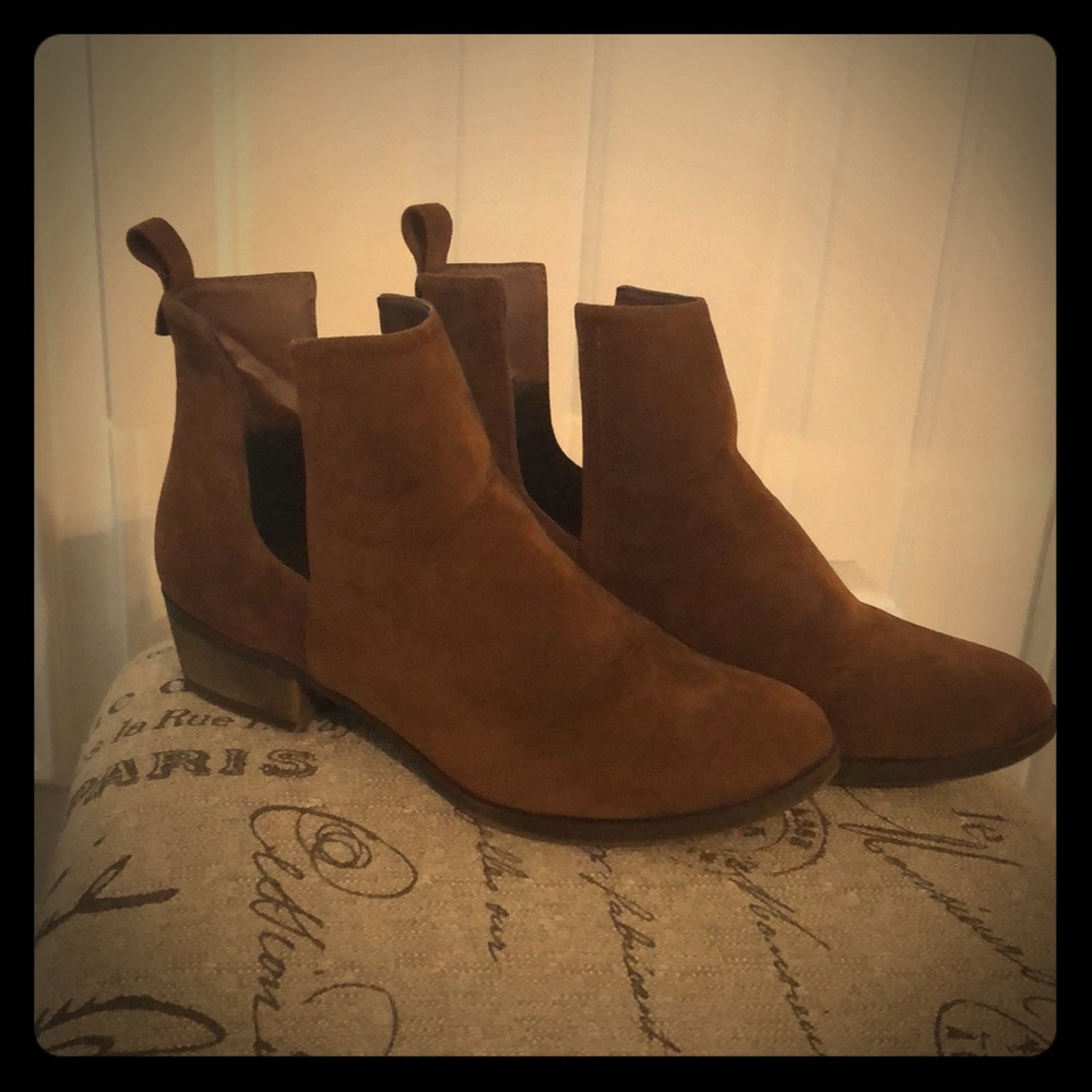 Cute booties!